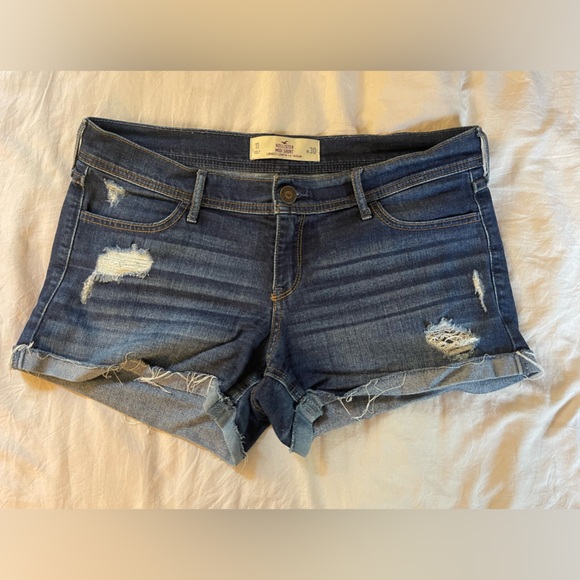 HOLISTER Jean Shorts - Picture 1 of 3